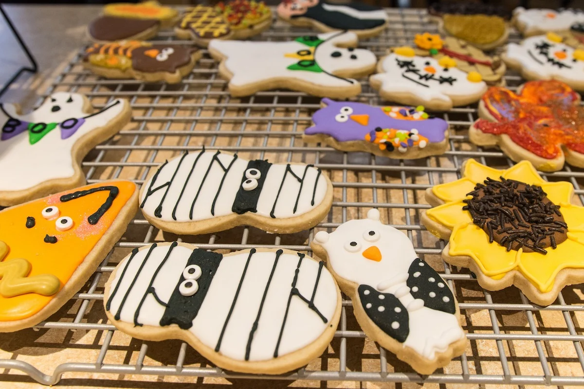 9 sets para hacer galletas en este mes de terror