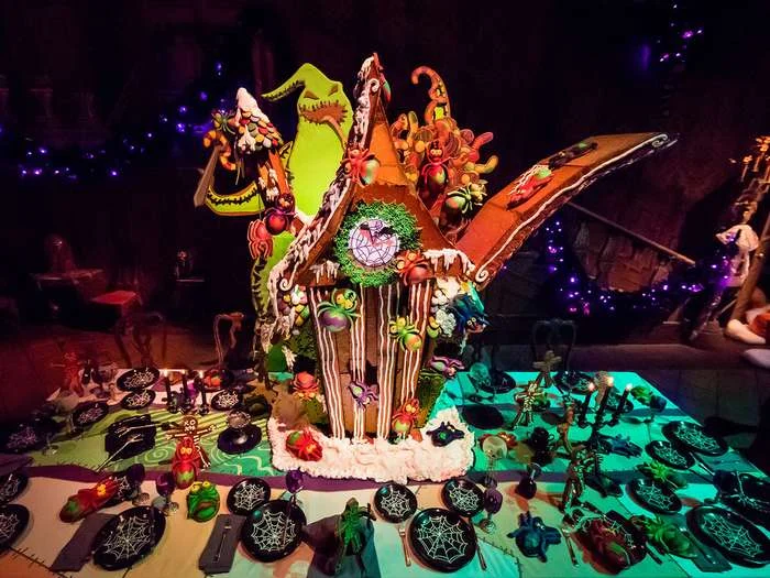 Disney presenta su casa de jengibre estilo Halloween