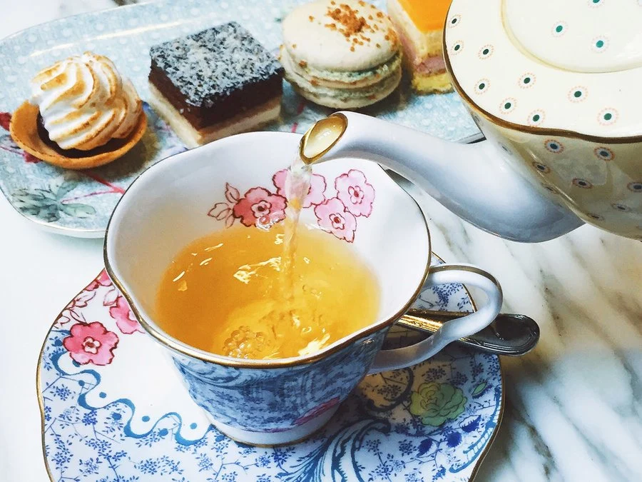 10 bebedores de té en la historia de la cultura pop