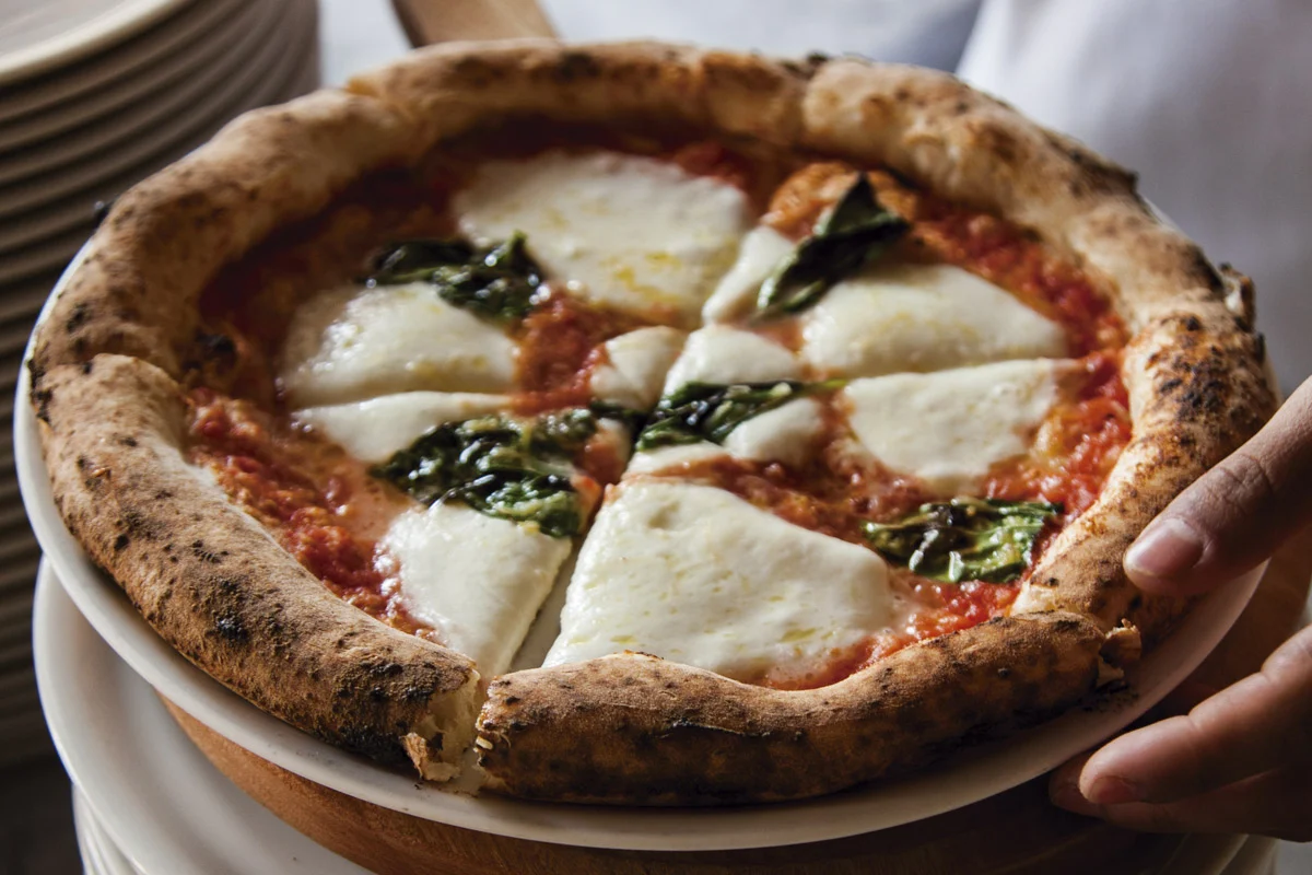 ¿Qué es la pizza certificada y dónde puedes probarla?