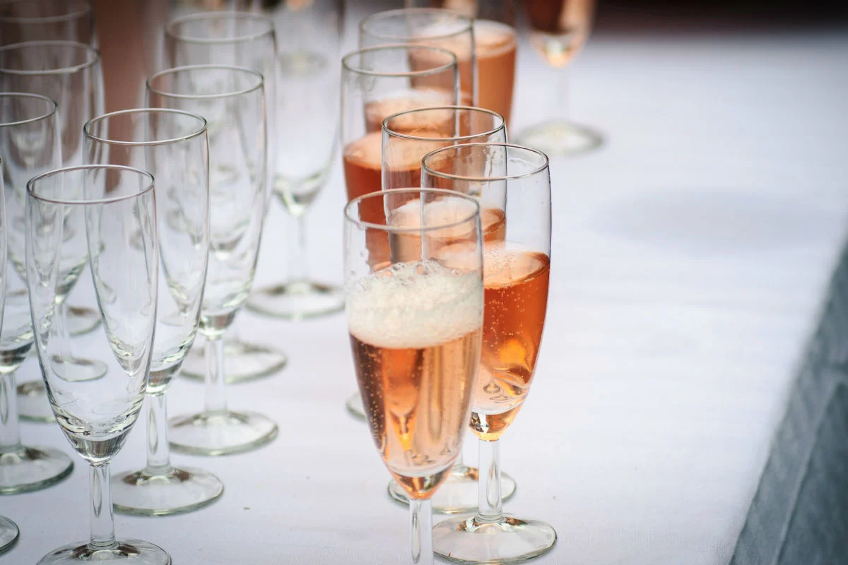 Un experto nos explicó cómo maridar champaña