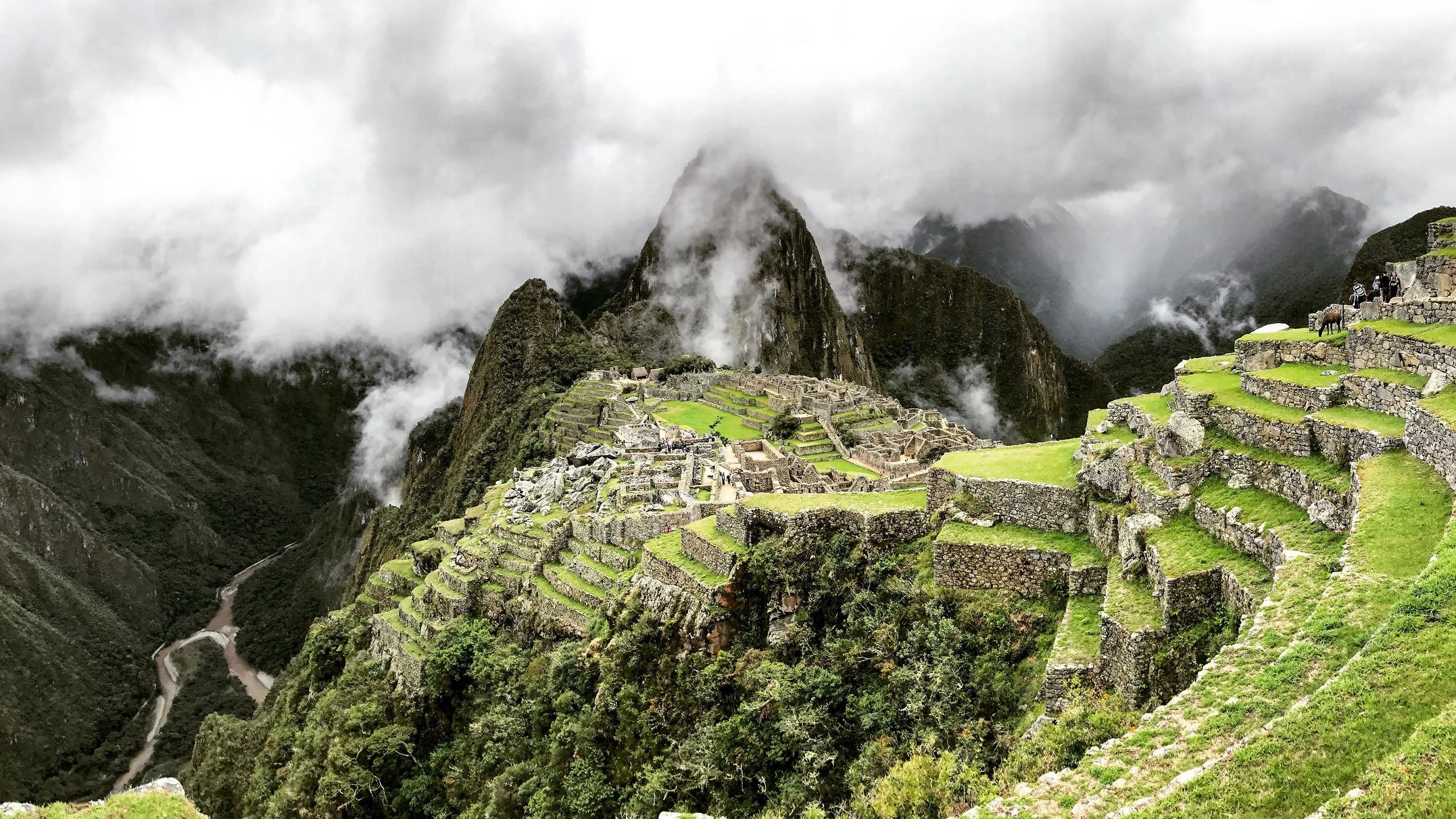Machu Picchu recibirá visitantes en silla de ruedas