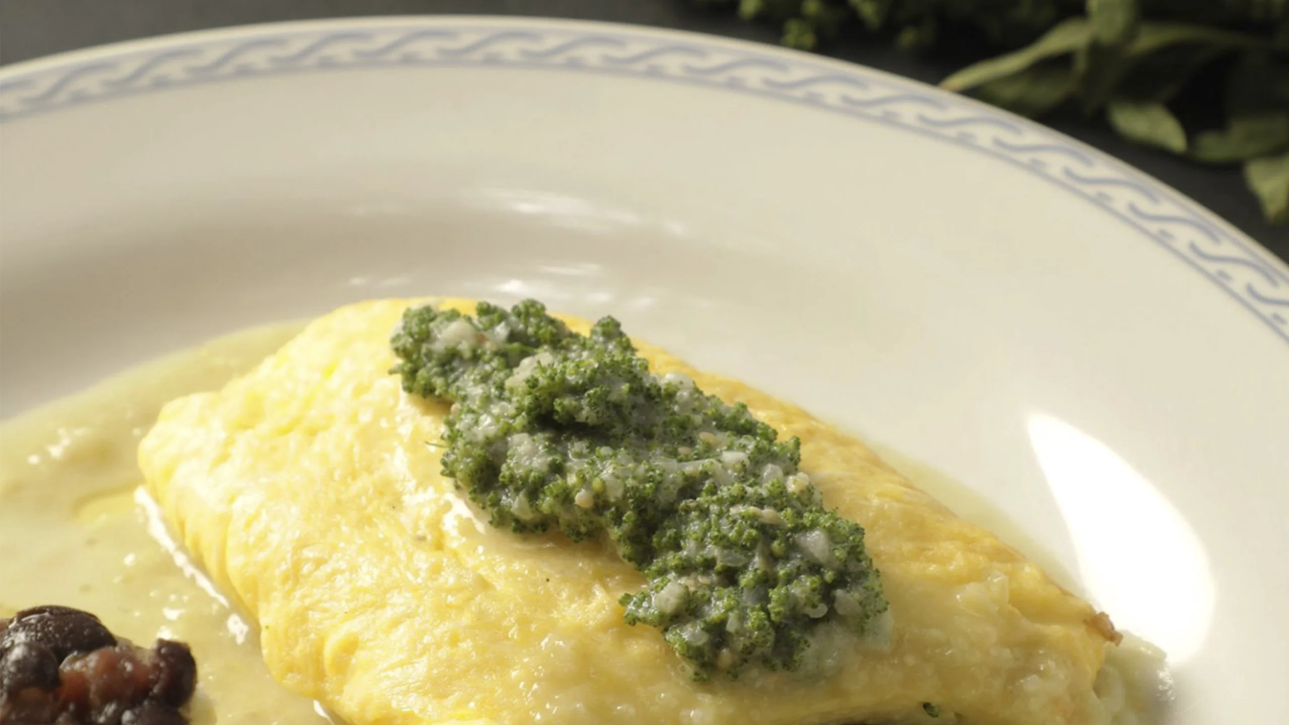 Tenemos la receta del clásico omelette con huauzontles de El Cardenal