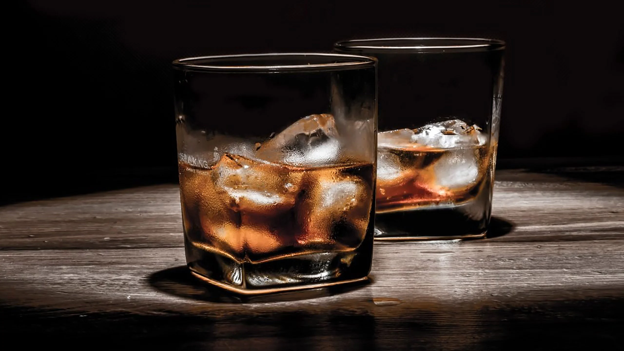 3 cocteles con whisky que puedes preparar en casa