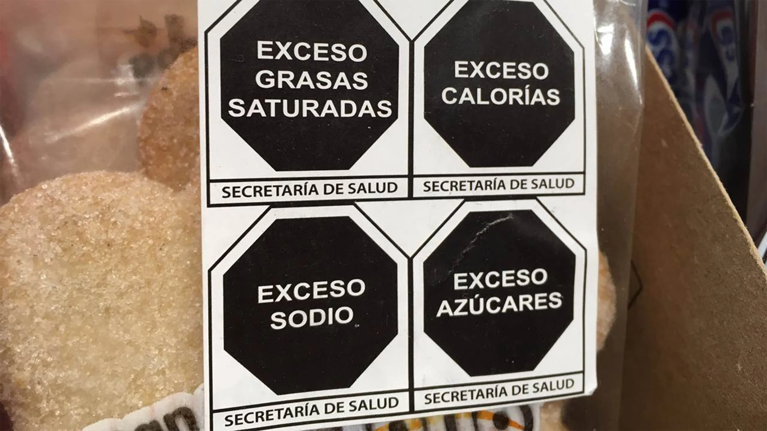 OMS premia a Secretaría de Salud por nuevo etiquetado con sellos para alimentos