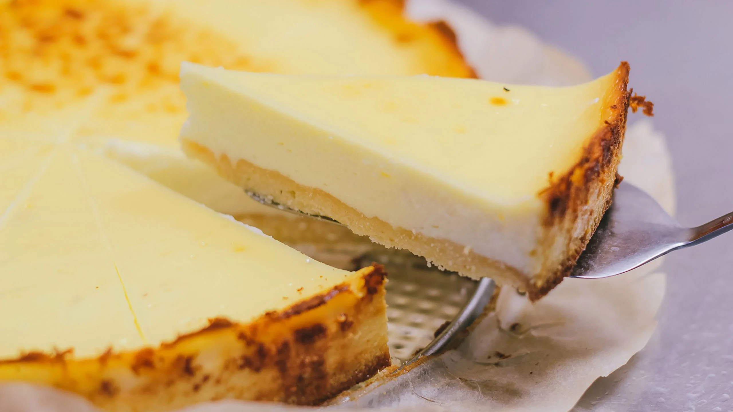 ¿Se puede hacer cheesecake con una air fryer?