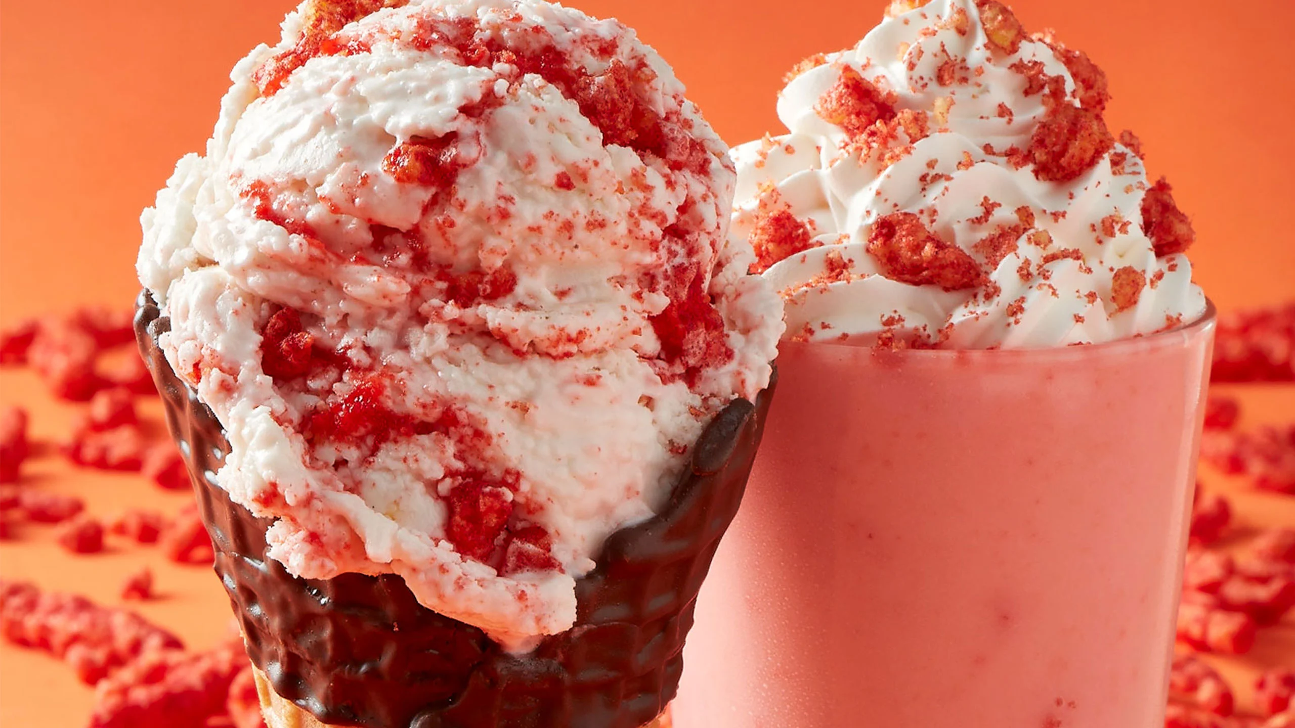 ¿Probarías una malteada o helado de Cheetos Flamin’ Hot?