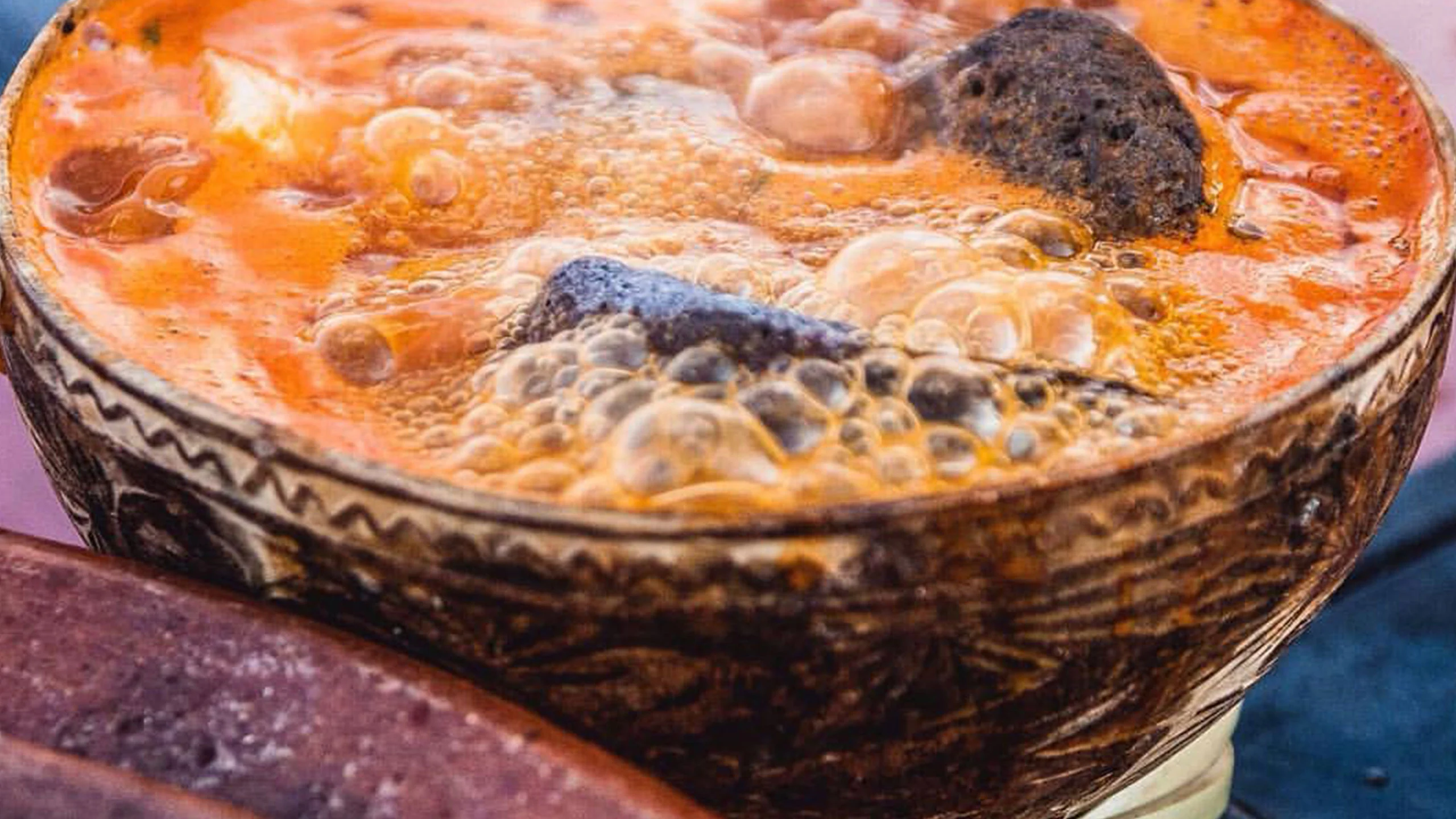 ¿De qué está hecho el caldo de piedra de Oaxaca?