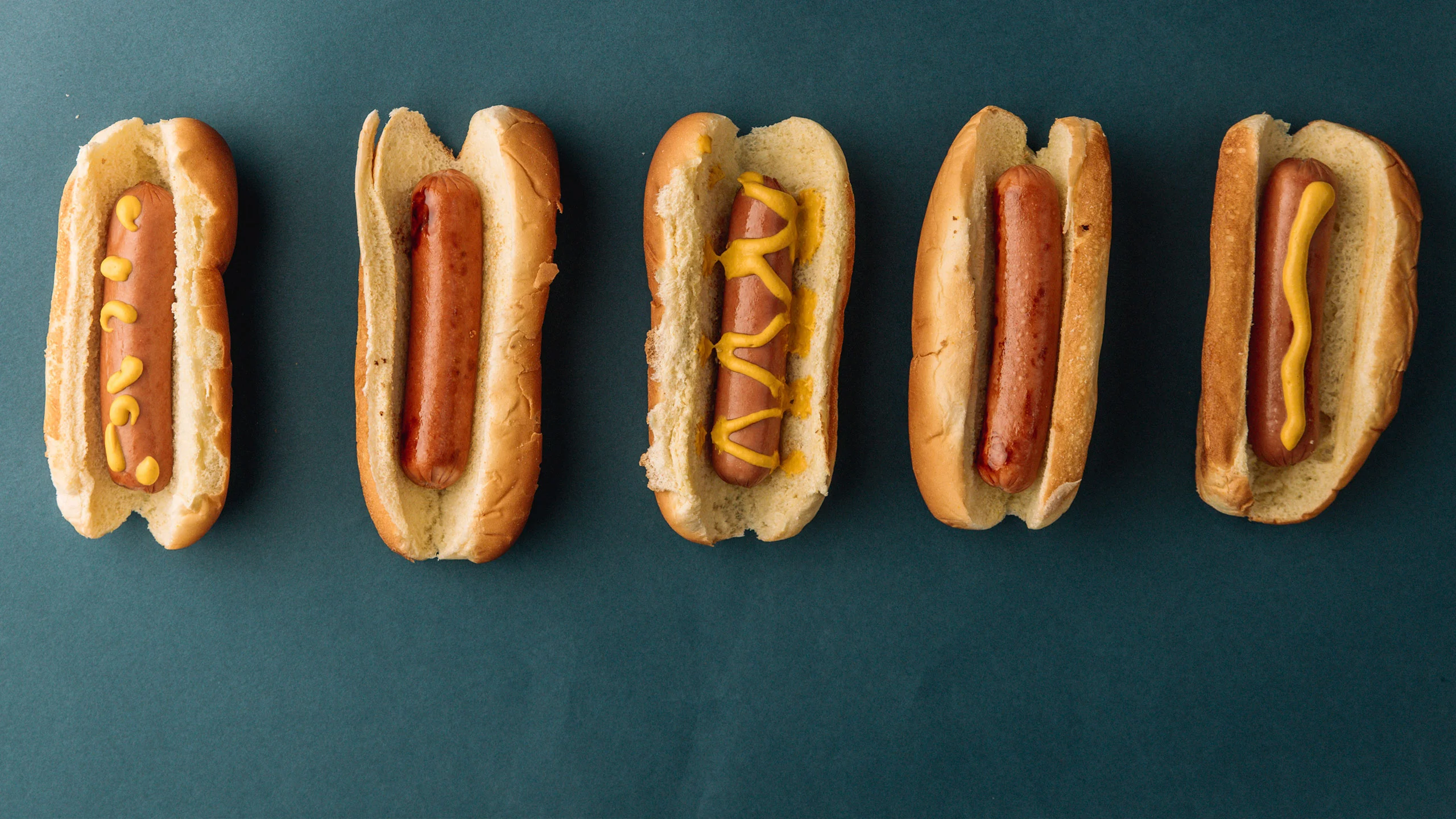 Estudio asegura que comer un hot dog te quita 36 minutos de vida