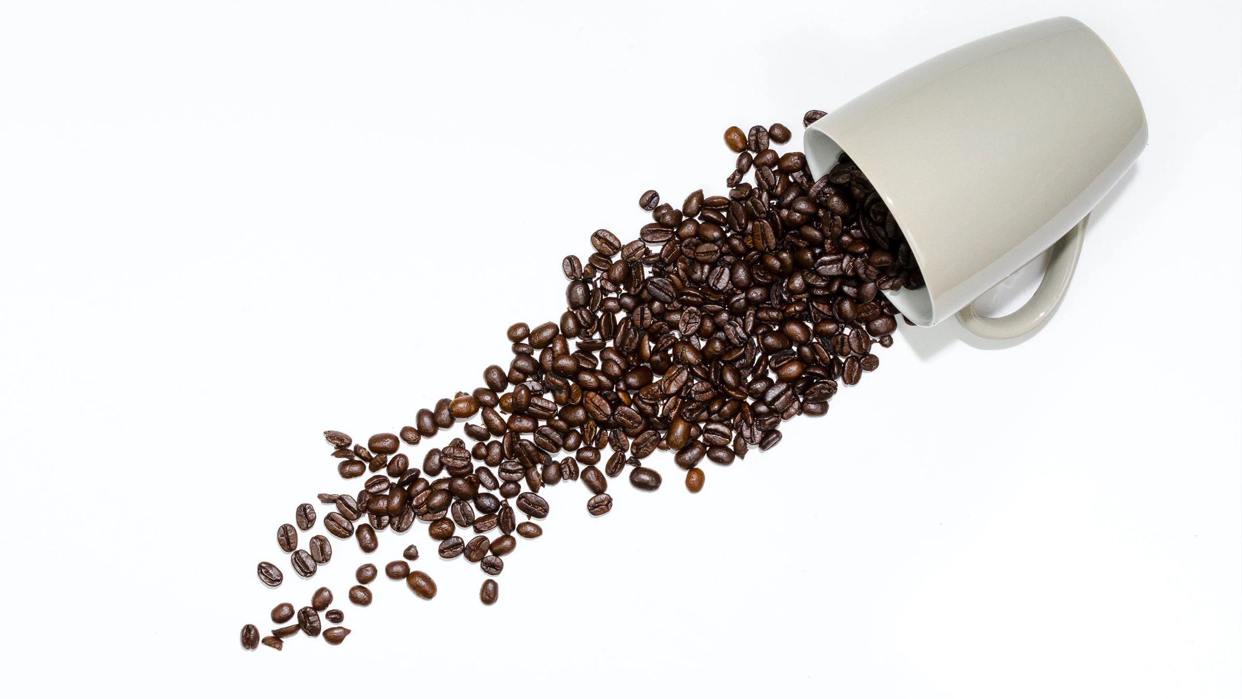 6 tips para reutilizar los residuos de café sin complicarte