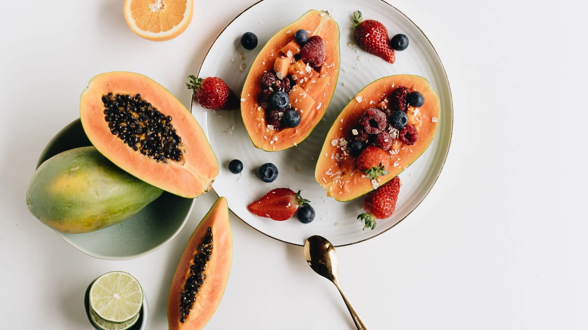 5 beneficios del jugo de papaya que le dan un toque saludable a tu día