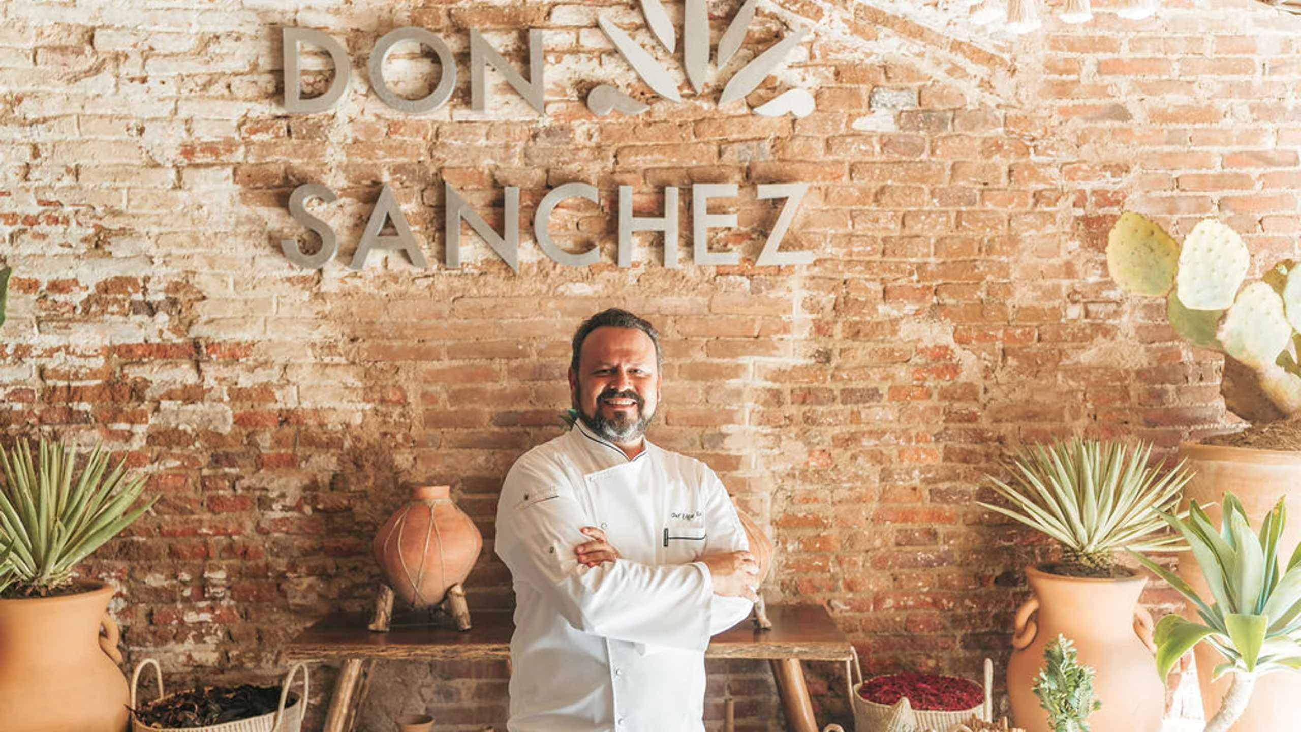 El chef Edgar Román es reconocido con el galardón Five Diamonds Awards