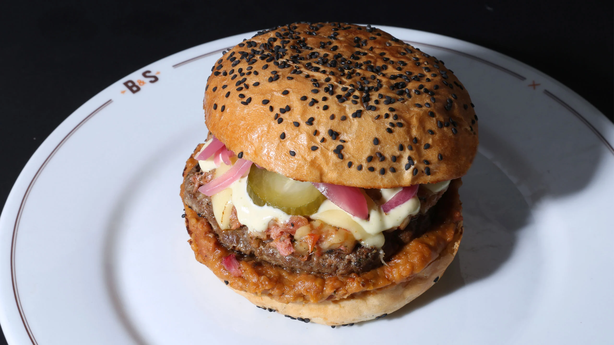 Butcher & Sons abre sucursal en la Condesa y estrena hamburguesa otoñal
