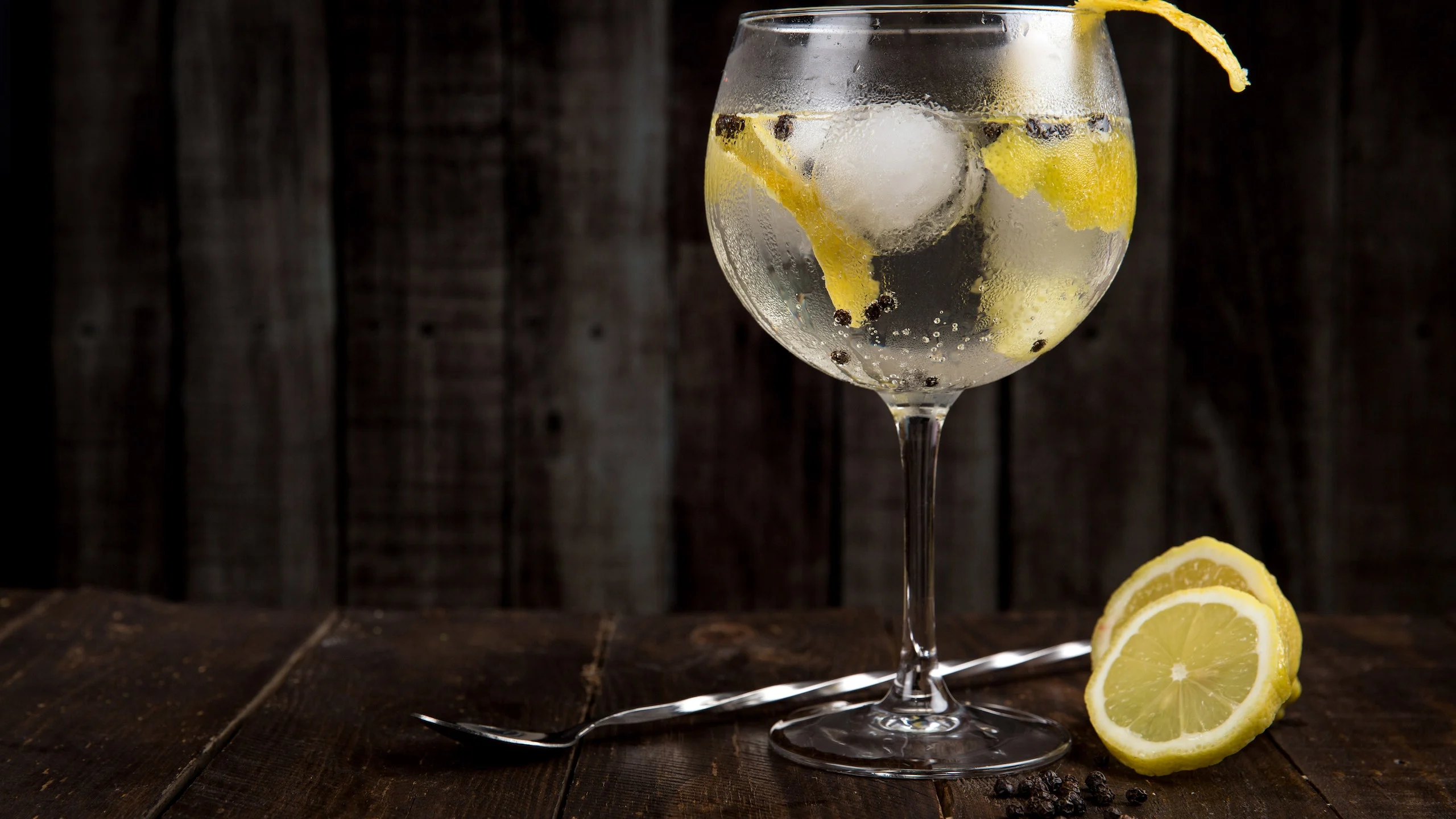 Celebramos el día del gin-tonic con un breve repaso a su historia
