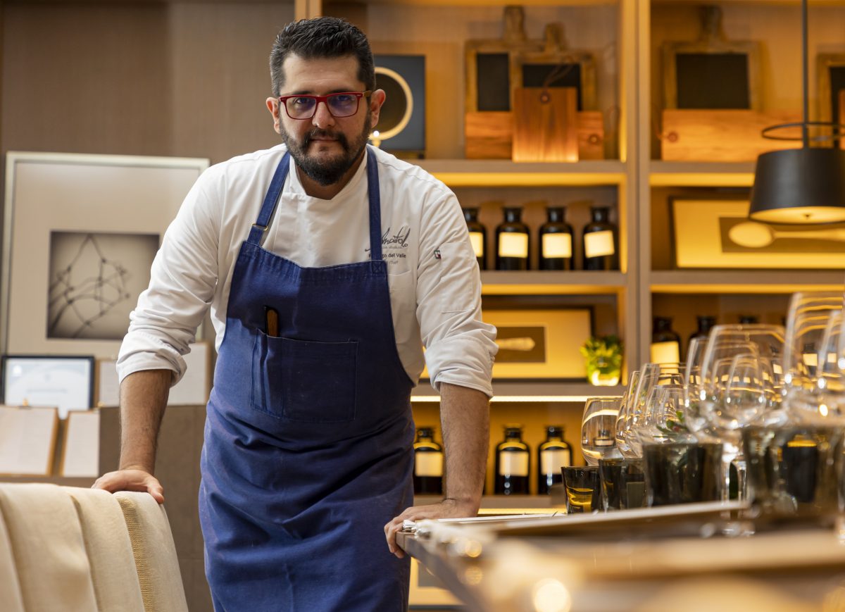 Chef Rodrigo Del Valle de Anatol Kitchen