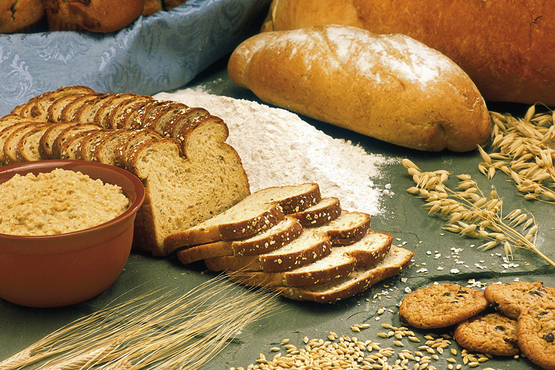 Cuáles son los beneficios de comer alimentos con harina integral