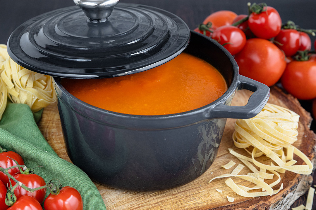 Cómo sacarle la acidez a la salsa de tomate